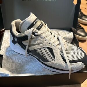 LA Gear size 12 Sneakers